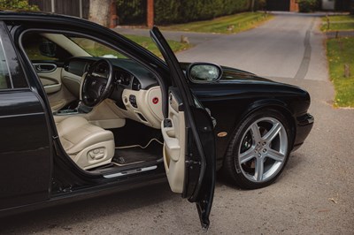 Lot 2006 Jaguar XJR Portfolio