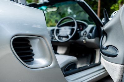 Lot 1998 Porsche Boxster
