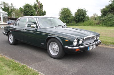 Lot 1992 Jaguar XJ12