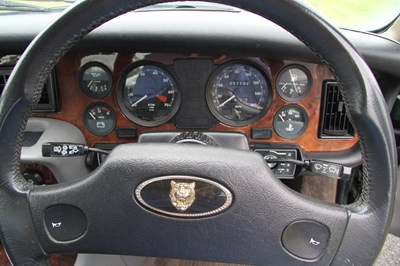 Lot 1992 Jaguar XJ12