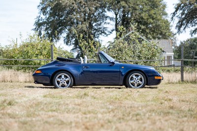 Lot 1995 Porsche 911/993 Carrera Cabriolet