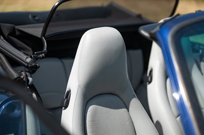 Lot 1995 Porsche 911/993 Carrera Cabriolet