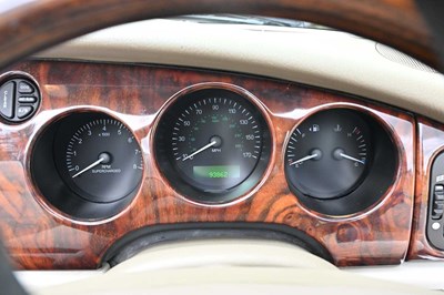 Lot 17 - 1998 Jaguar XKR Convertible
