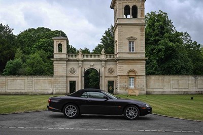 Lot 17 - 1998 Jaguar XKR Convertible