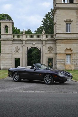 Lot 17 - 1998 Jaguar XKR Convertible