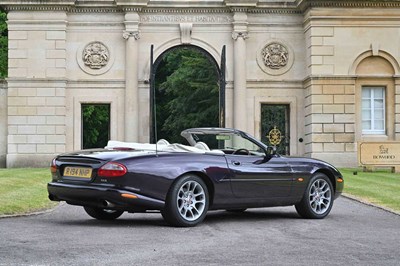 Lot 17 - 1998 Jaguar XKR Convertible