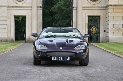 Lot 17 - 1998 Jaguar XKR Convertible