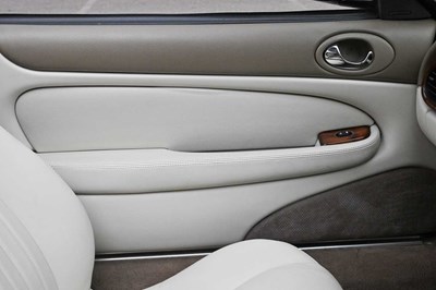 Lot 17 - 1998 Jaguar XKR Convertible