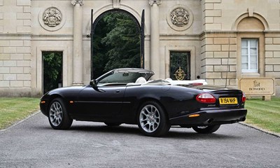 Lot 17 - 1998 Jaguar XKR Convertible