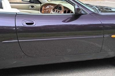 Lot 17 - 1998 Jaguar XKR Convertible