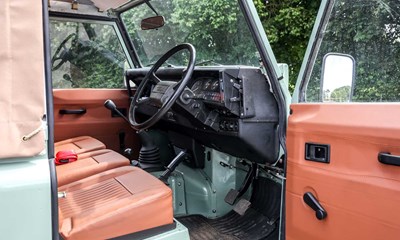 Lot 1989 Land Rover Defender 110 Soft Top