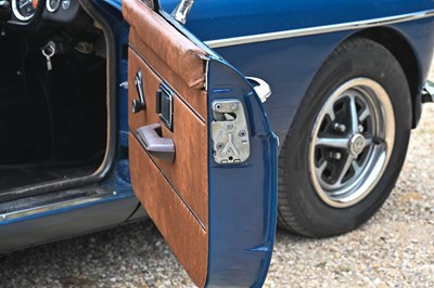 Lot 1972 MGB Roadster