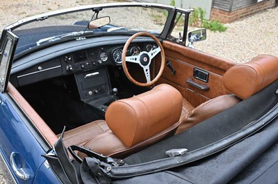 Lot 1972 MGB Roadster