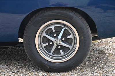 Lot 1972 MGB Roadster