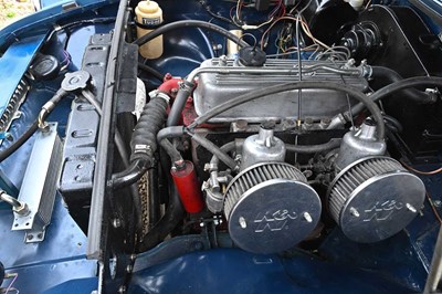 Lot 1972 MGB Roadster