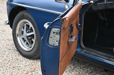Lot 1972 MGB Roadster