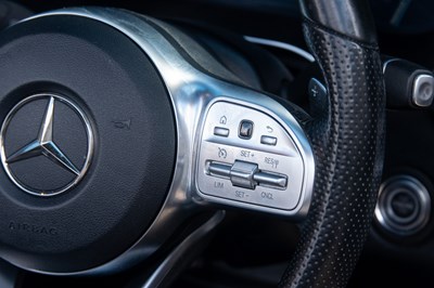 Lot 2019 Mercedes-Benz C300D AMG Line Premium Auto