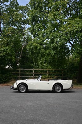 Lot 1960 Daimler SP250 ‘Dart’