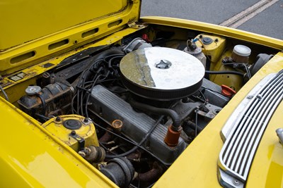 Lot 1975 Triumph Stag