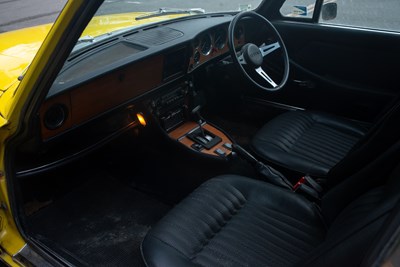 Lot 1975 Triumph Stag