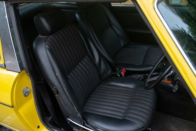 Lot 1975 Triumph Stag