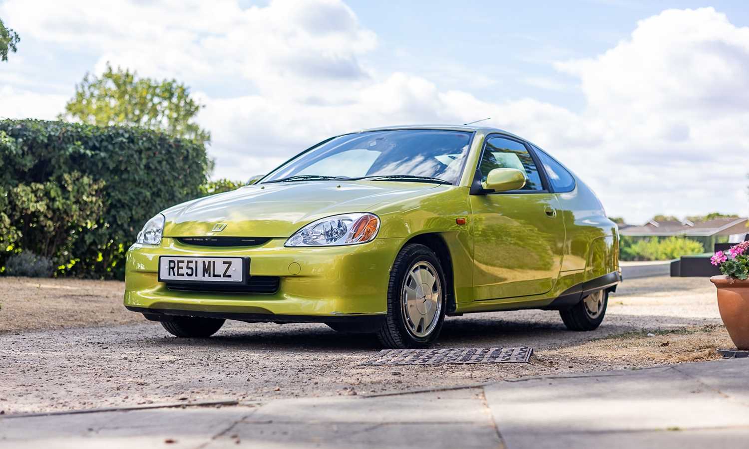 Lot 2001 Honda Insight Mk. I