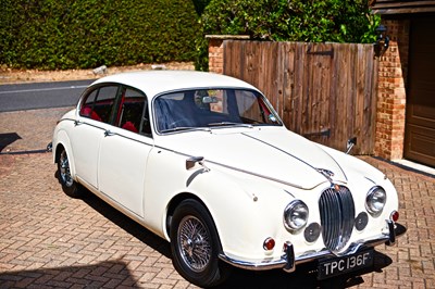 Lot 1968 Jaguar Mk. II 240