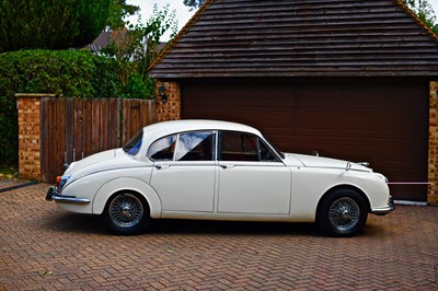 Lot 1968 Jaguar Mk. II 240