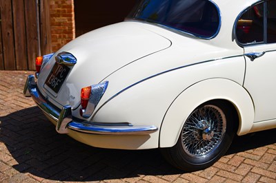 Lot 1968 Jaguar Mk. II 240