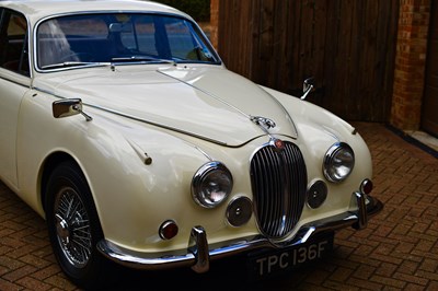 Lot 1968 Jaguar Mk. II 240