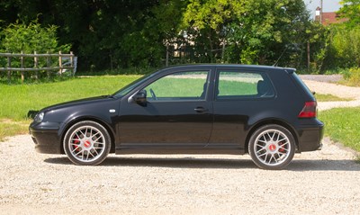 Lot 2002 Volkswagen Golf Anniversary T