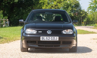 Lot 2002 Volkswagen Golf Anniversary T