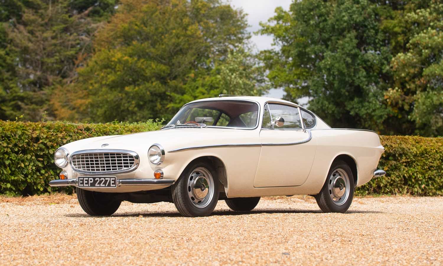 Lot 1966 Volvo P1800S