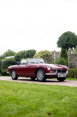 Lot 1973 MGB Roadster