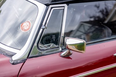 Lot 1973 MGB Roadster
