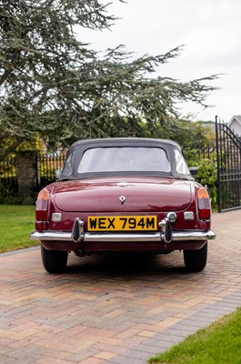Lot 1973 MGB Roadster