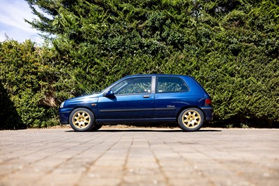 Lot 1993 Renault Clio 16v Williams