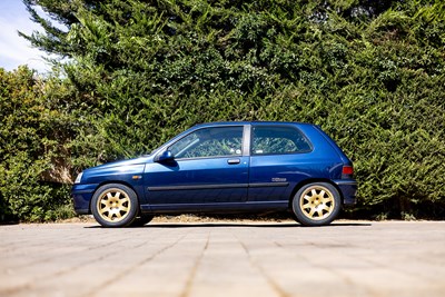 Lot 1993 Renault Clio 16v Williams
