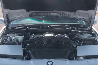 Lot 1995 BMW 850 CSI