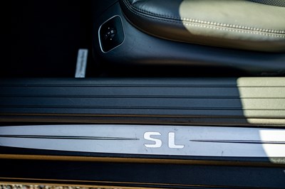 Lot 2003 Mercedes-Benz SL500