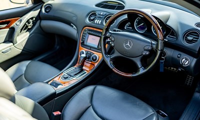 Lot 2003 Mercedes-Benz SL500