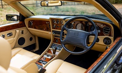 Lot 1997 Bentley Azure