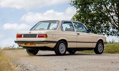Lot 1980 BMW 320