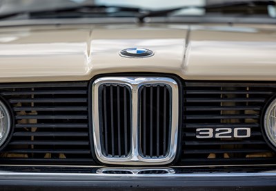 Lot 1980 BMW 320