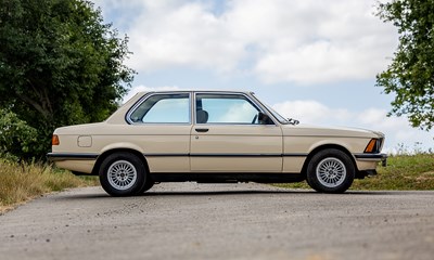 Lot 1980 BMW 320