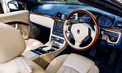Lot 2010 Maserati GranCabrio