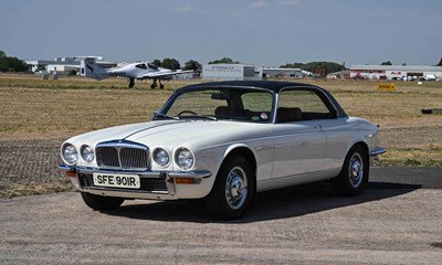 Lot 1976 Daimler Sovereign Series II Coupé (4.2 litre)