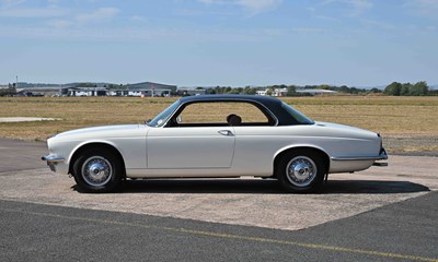 Lot 1976 Daimler Sovereign Series II Coupé (4.2 litre)