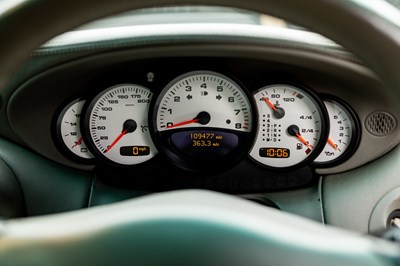 Lot 2002 Porsche 911/996 Carrera 4S