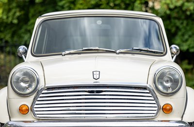 Lot 1988 Mini Mayfair